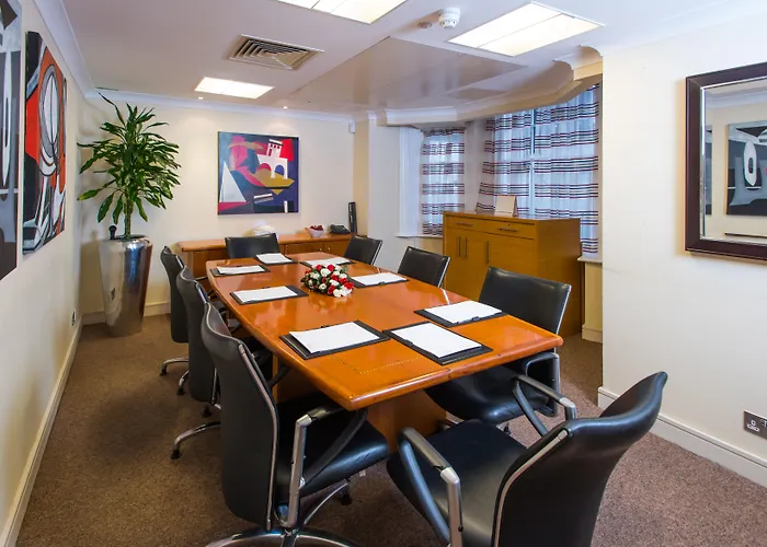 The Park City Grand Plaza Kensington Hotel Londra